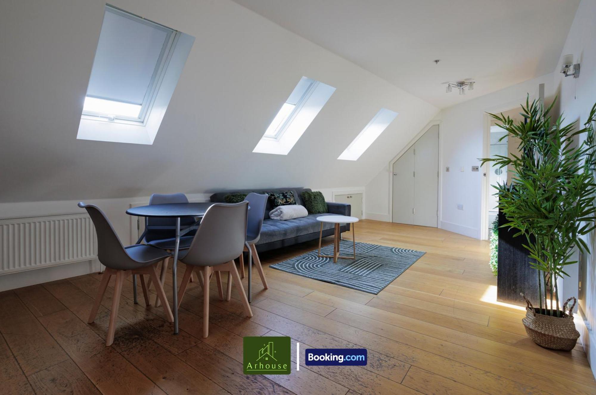 One Bedroom By Arhouse Short Lets & Serviced Kingston With Free Wifi Appartement *